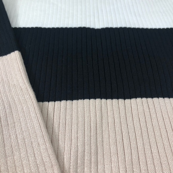 Elegant Black and White Striped Flare Top ✨Host Pic ✨ Size XL - Picture 7 of 9